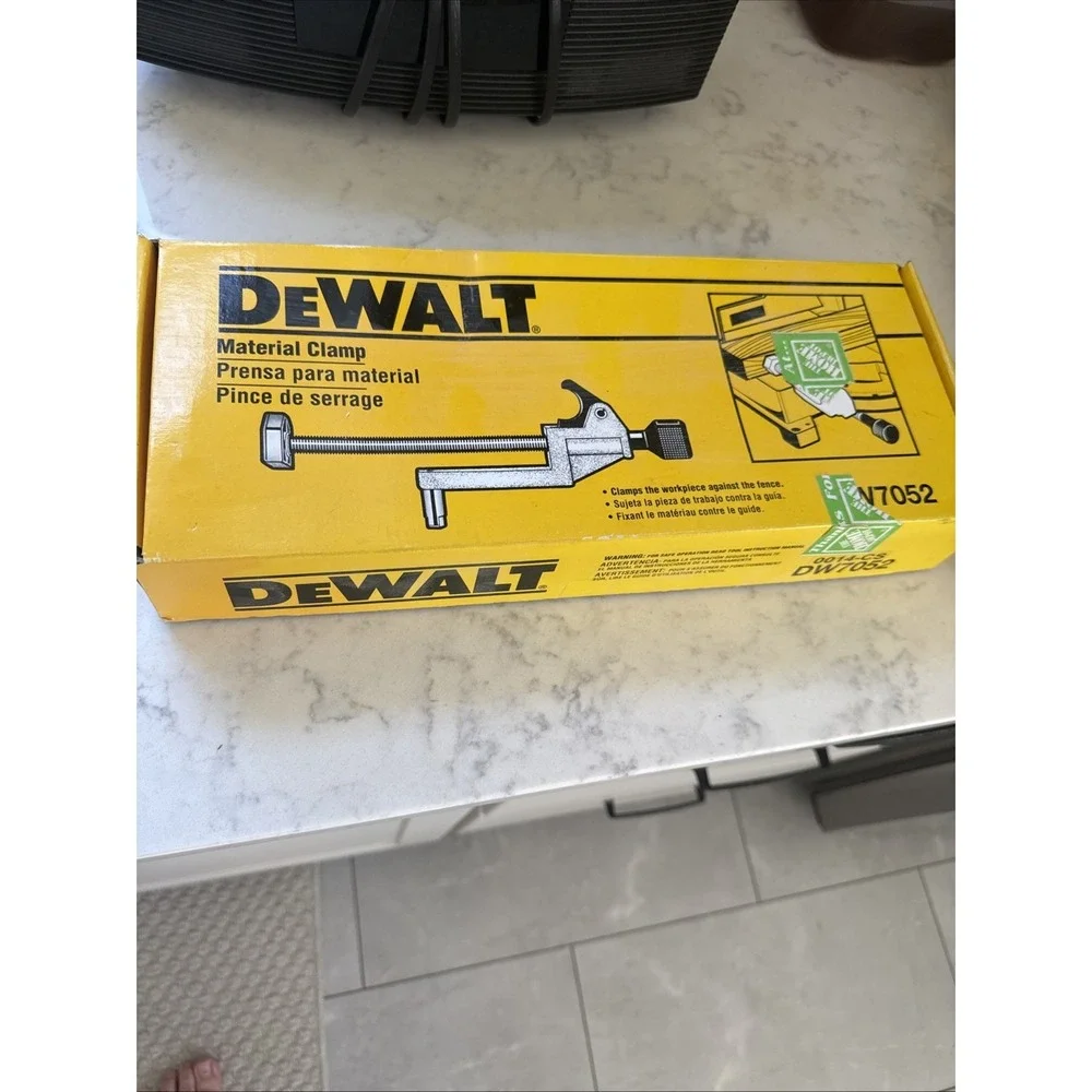 DeWALT DW7052 Material Clamp ~ Clamps the Work Piece Against the Fence